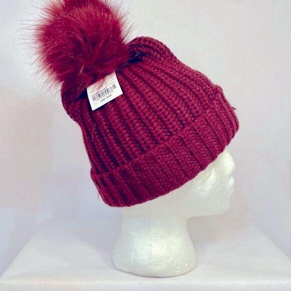 AUTUMN BURGANDY BEANIE WITH POM POM NWT - Picture 4 of 5